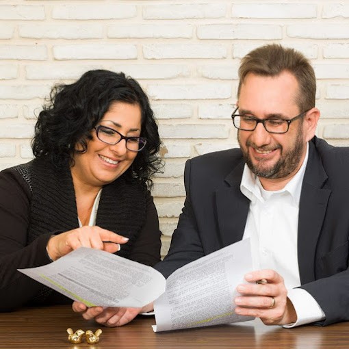 לימור ואליעזר גריסרו עו"ד ומגשרים לדיני משפחה